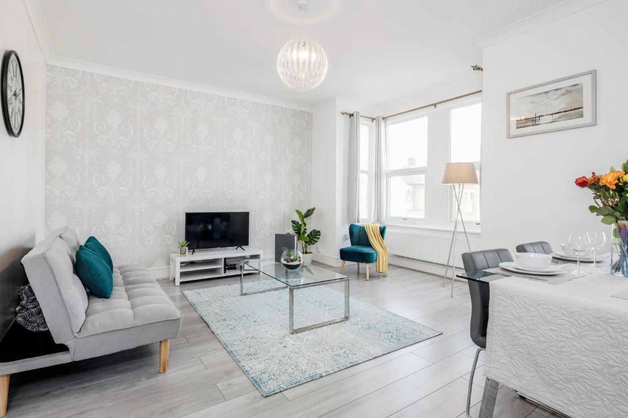 Business & Leisure 2 Bedroom & Parking By Damask Homes Ilford Zewnętrze zdjęcie