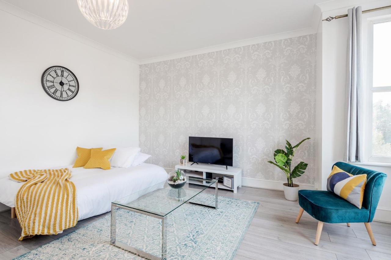 Business & Leisure 2 Bedroom & Parking By Damask Homes Ilford Zewnętrze zdjęcie