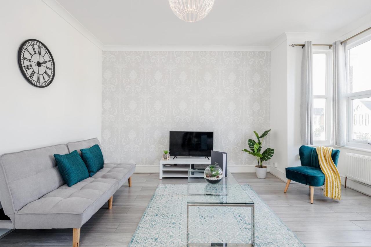 Business & Leisure 2 Bedroom & Parking By Damask Homes Ilford Zewnętrze zdjęcie